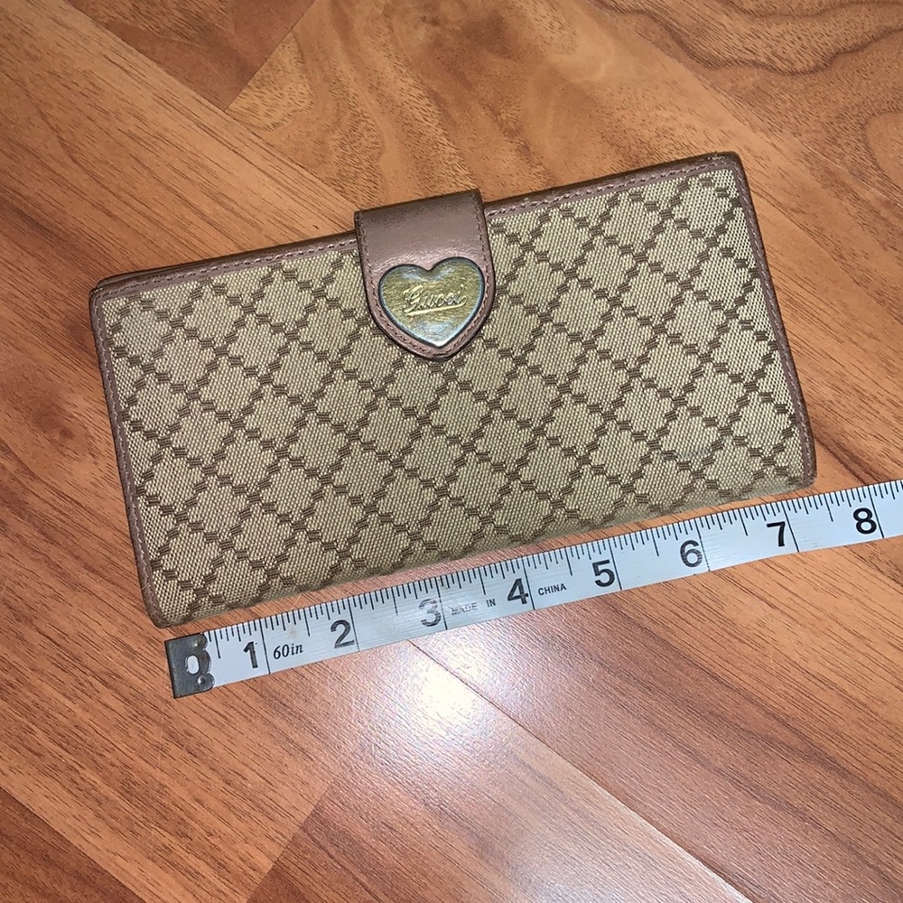 Authentic Gucci Diamanté Heart Long Flap Wallet - Picture 4 of 16